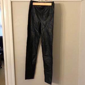 Aritzia Faux Leather Leggings Size Small